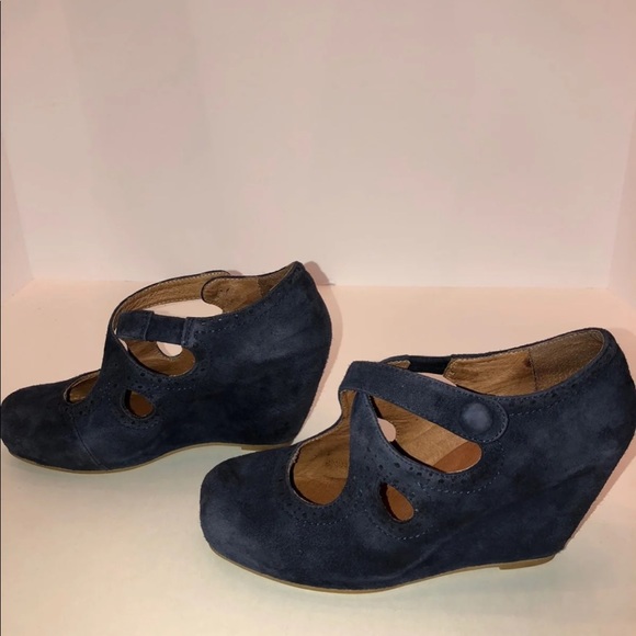 Jeffrey Campbell Shoes - Pre-owned Jeffrey Campbell Suede Wedges